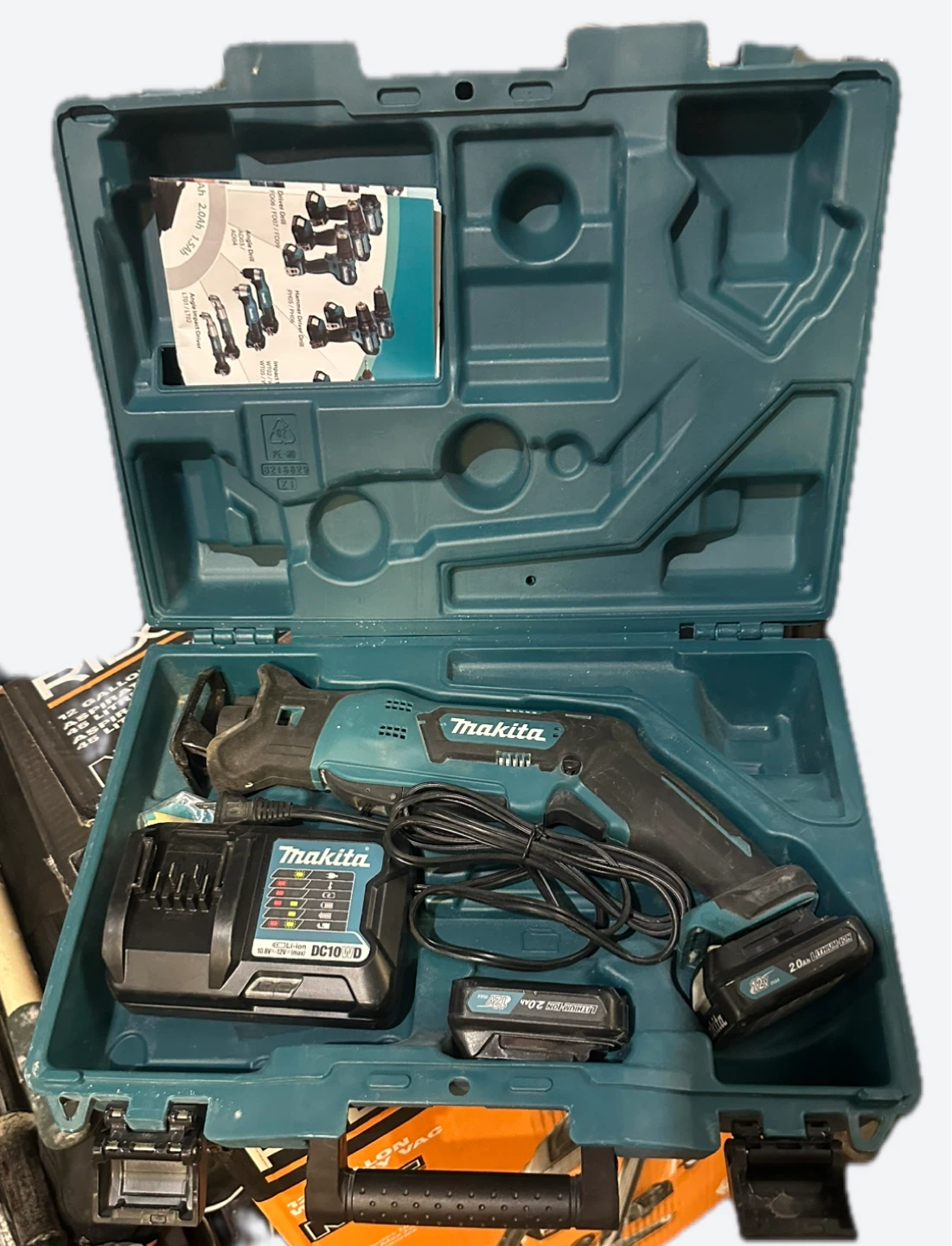 Makita Reciprocating Saw with Charger & Battery
