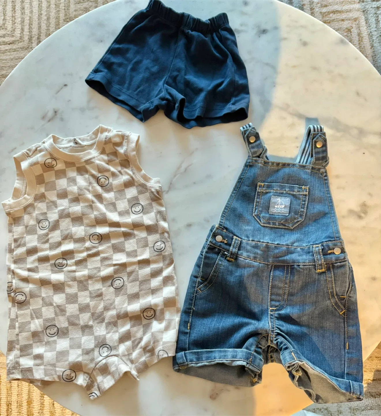 Baby Clothes Bundle - 6-9 months image indicator(3)