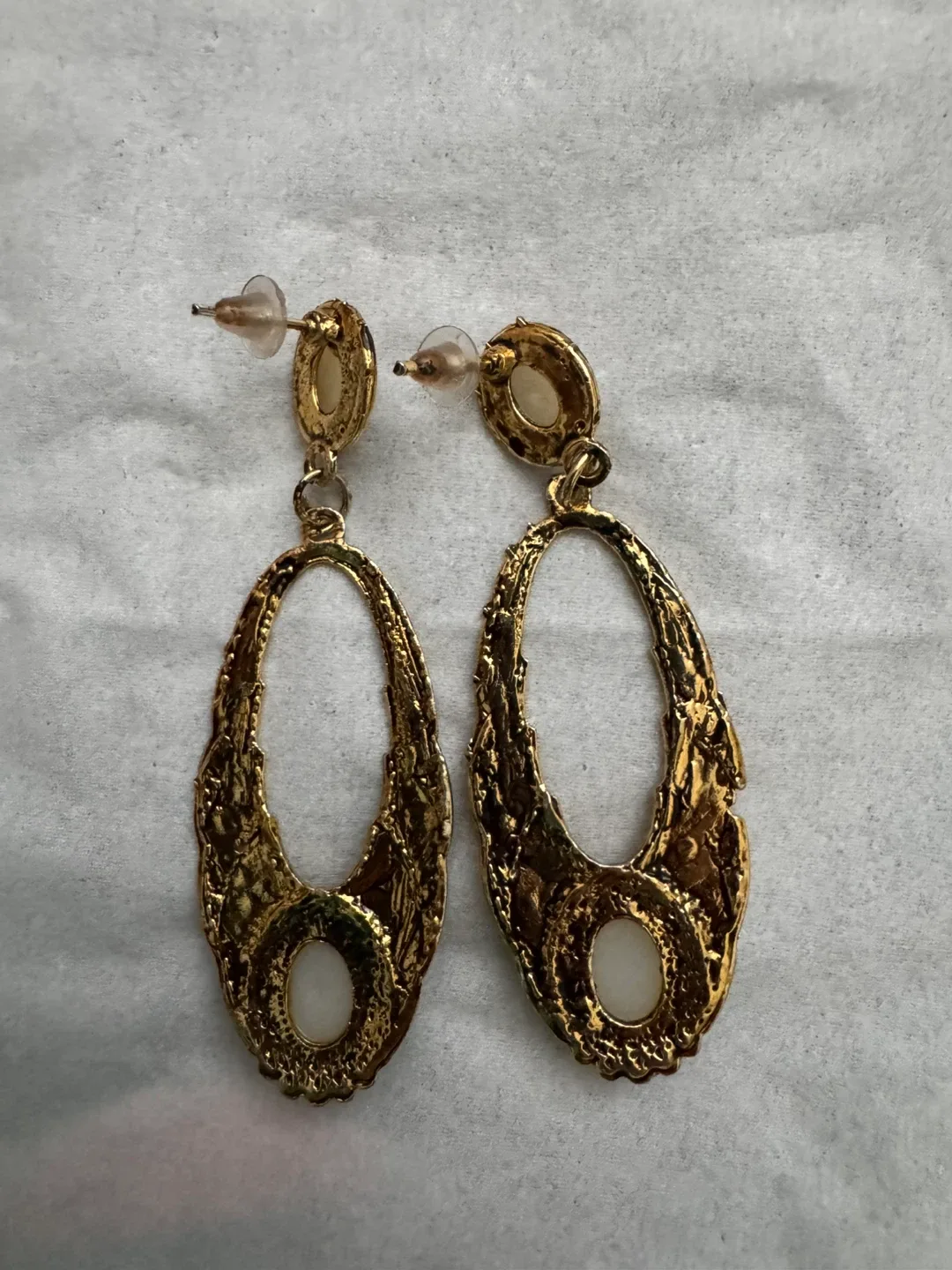 Gold Tone Faux Pearl Dangle Earrings image indicator(2)