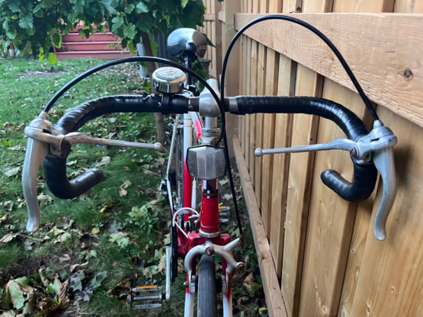 Norco Monte Carlo Vintage Road Bicycle - Red & White image indicator(4)