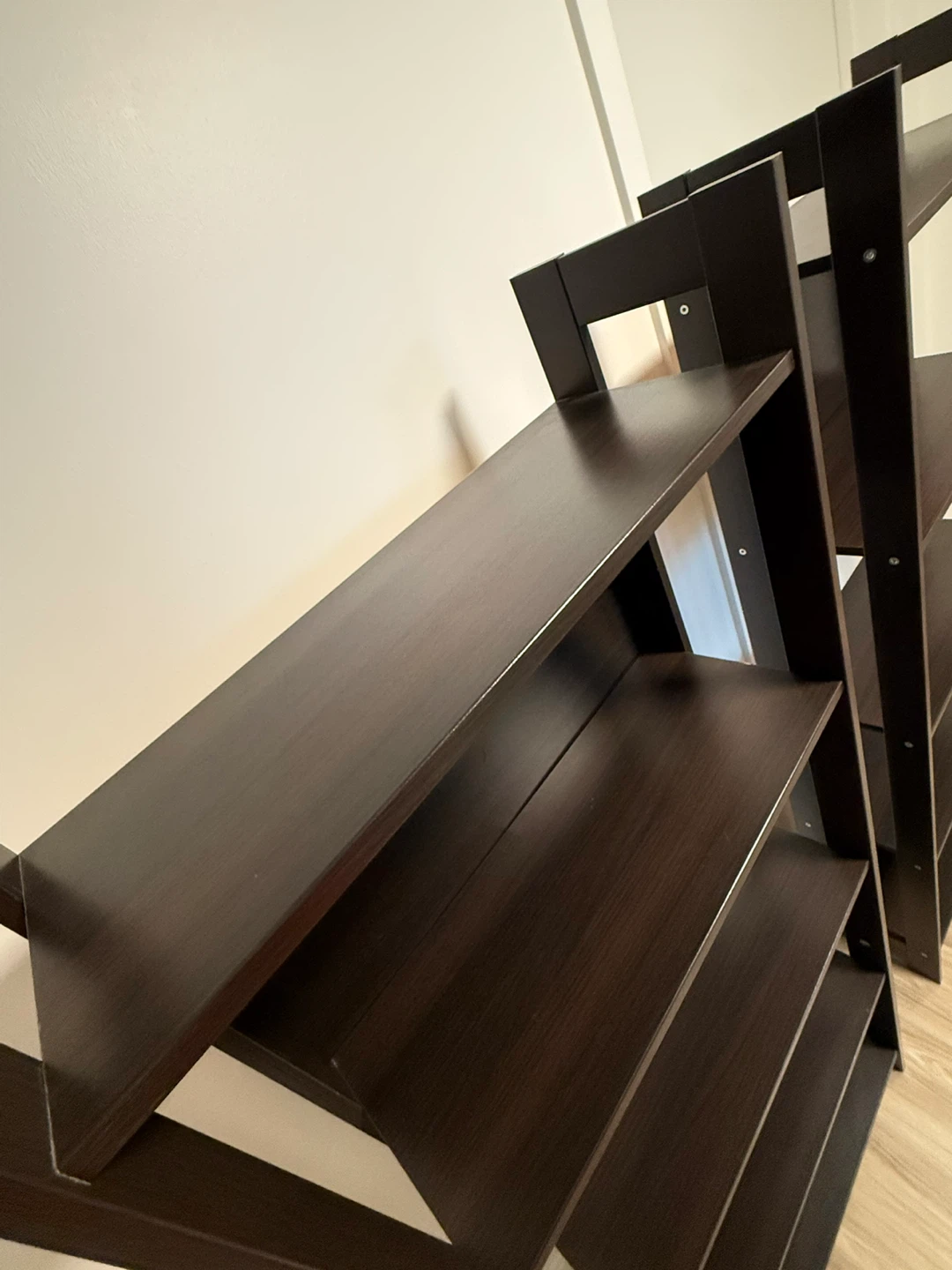 Dark Brown Leaning/Ladder Bookshelf - photo 3
