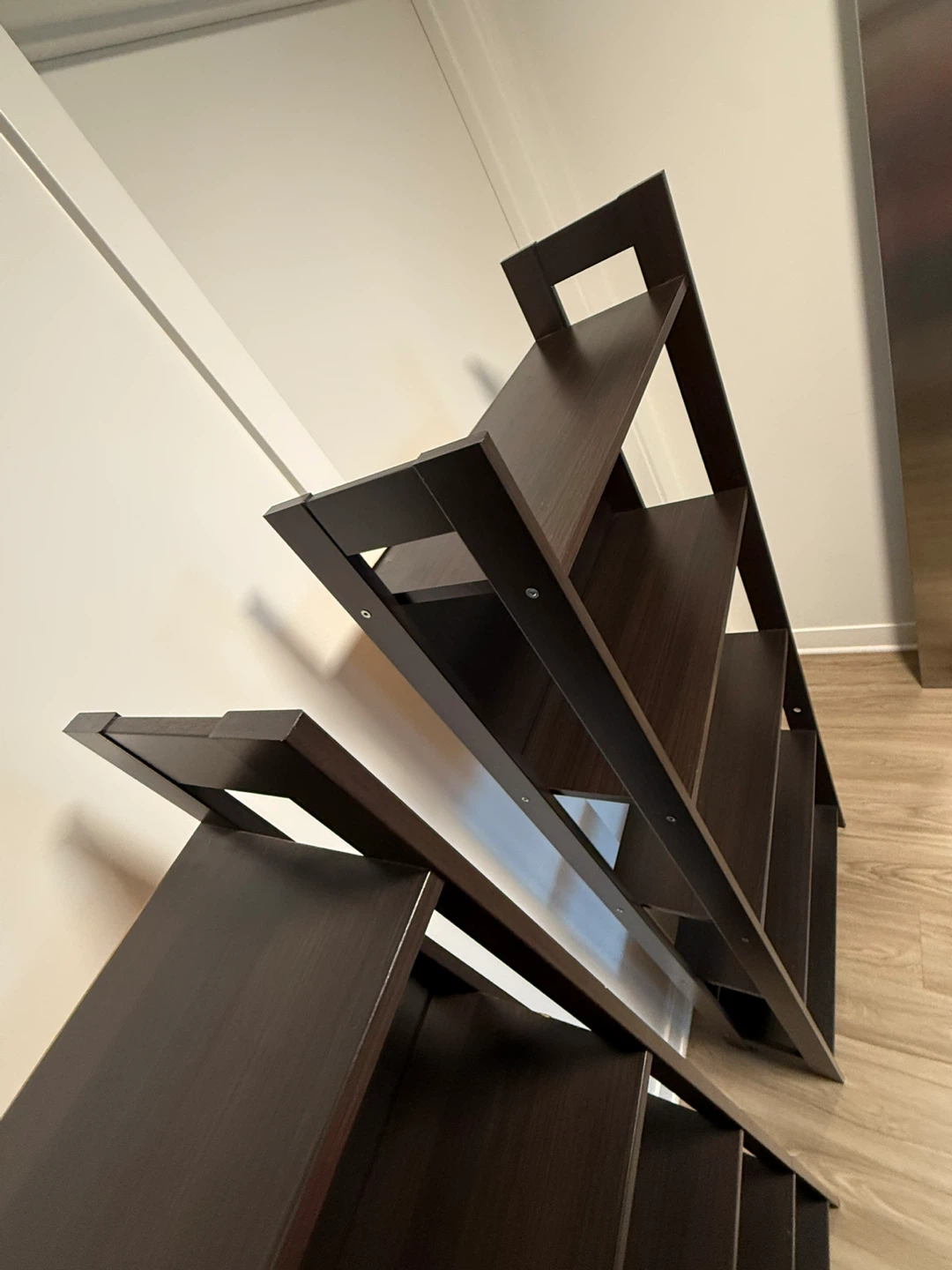 Dark Brown Leaning/Ladder Bookshelf - photo 2