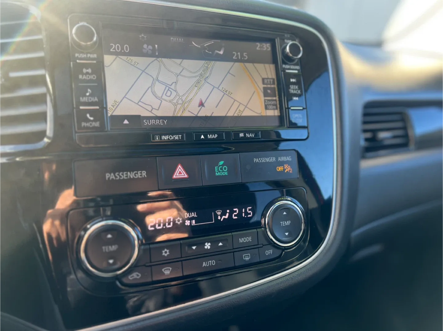 2016 Mitsubishi Outlander GT AWD image indicator(7)