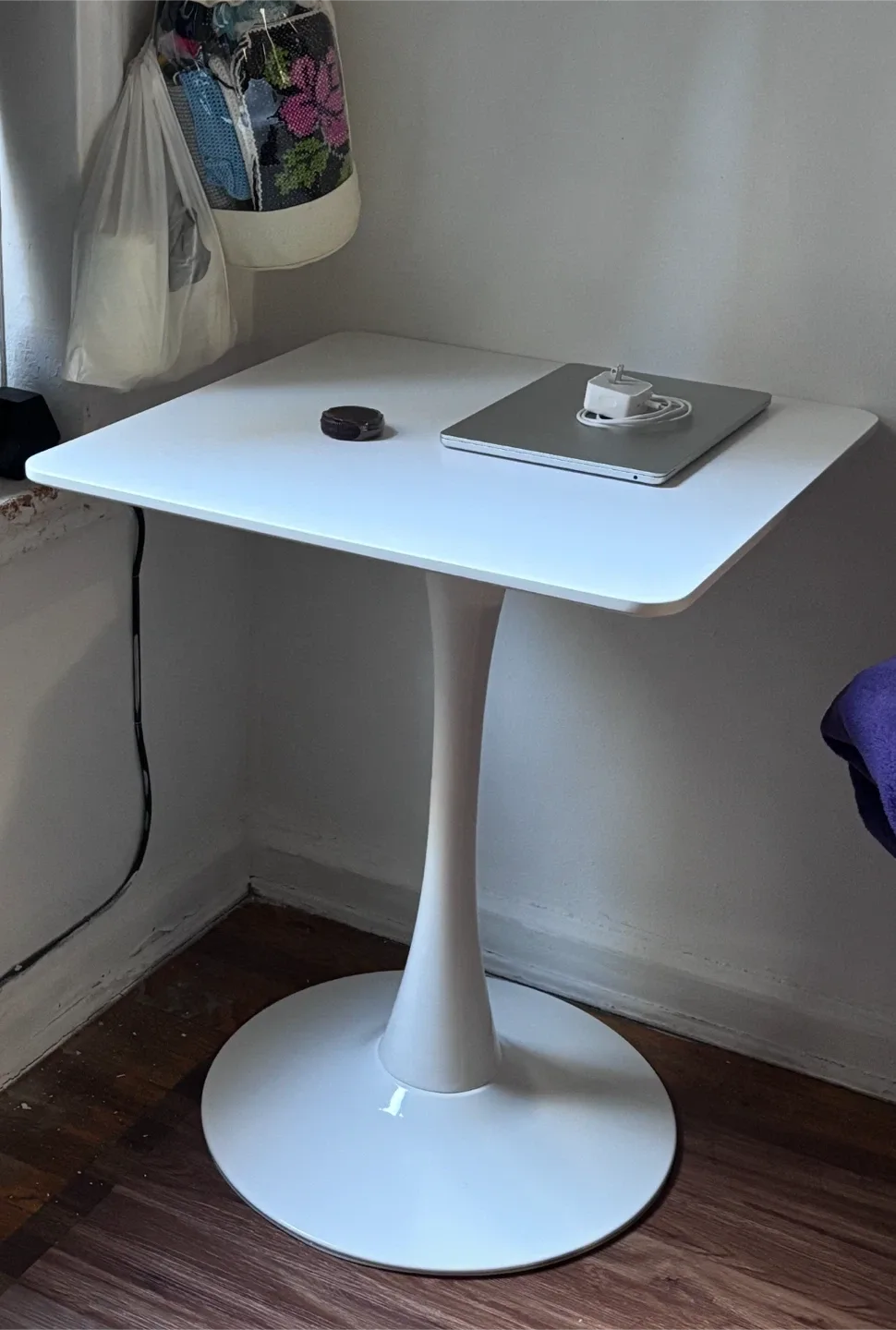 White Tulip Style Side Table - 23.6"x23.6"x29"