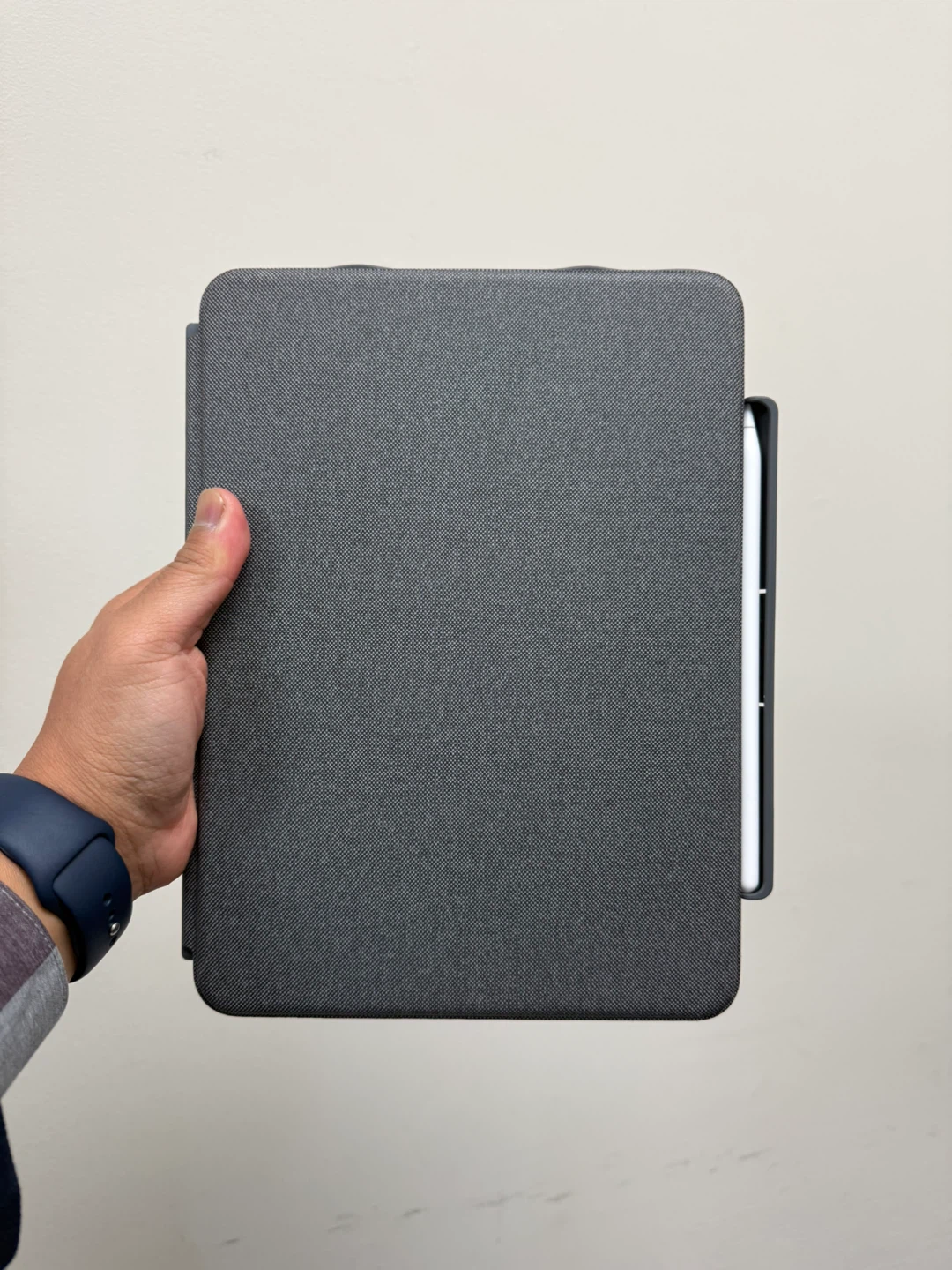 IPad Pro 11 M1 128GB with Logitech Combo Touch and Apple Pencil - photo 3