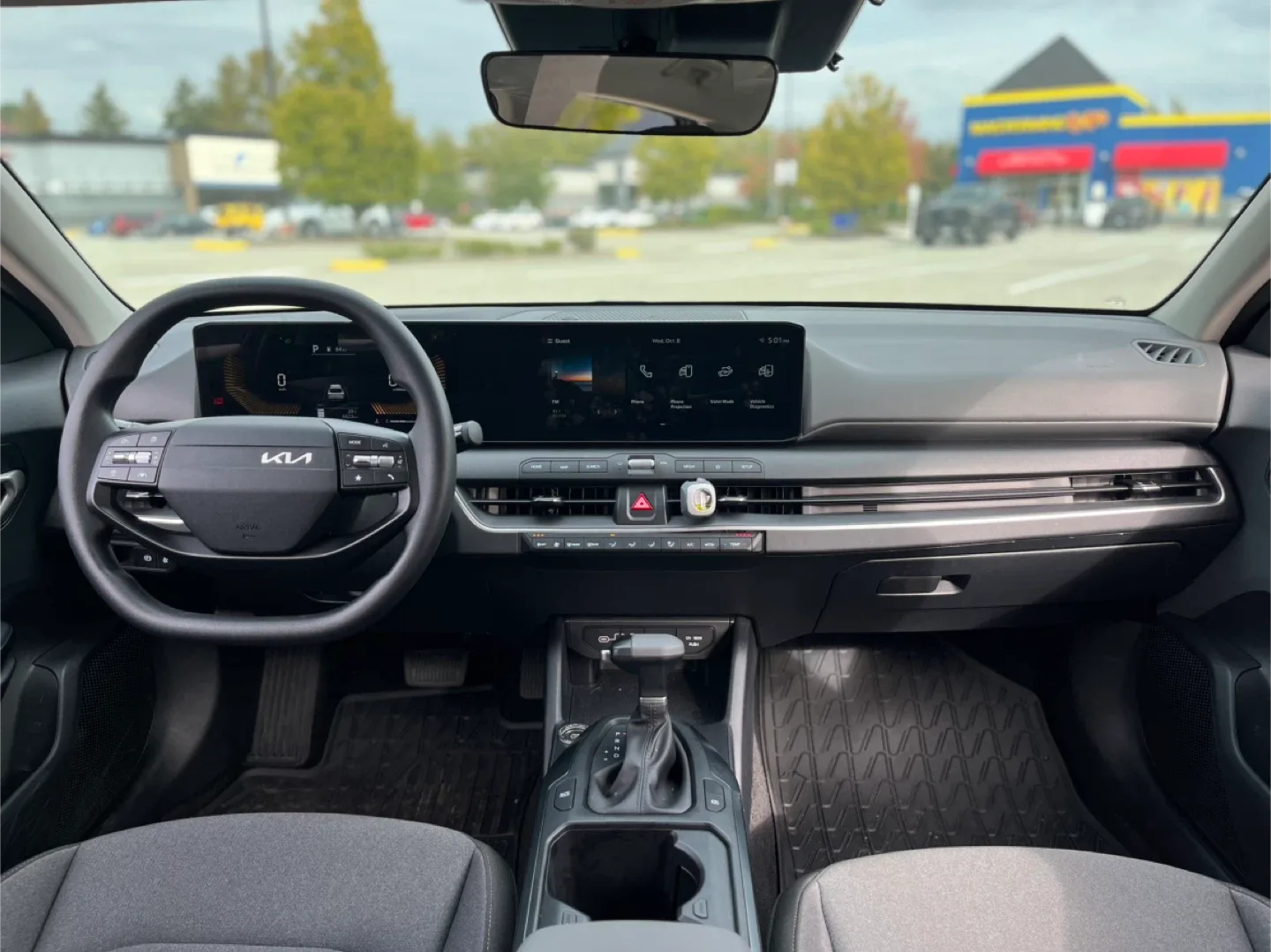 2025 Kia K4 LX image indicator(9)