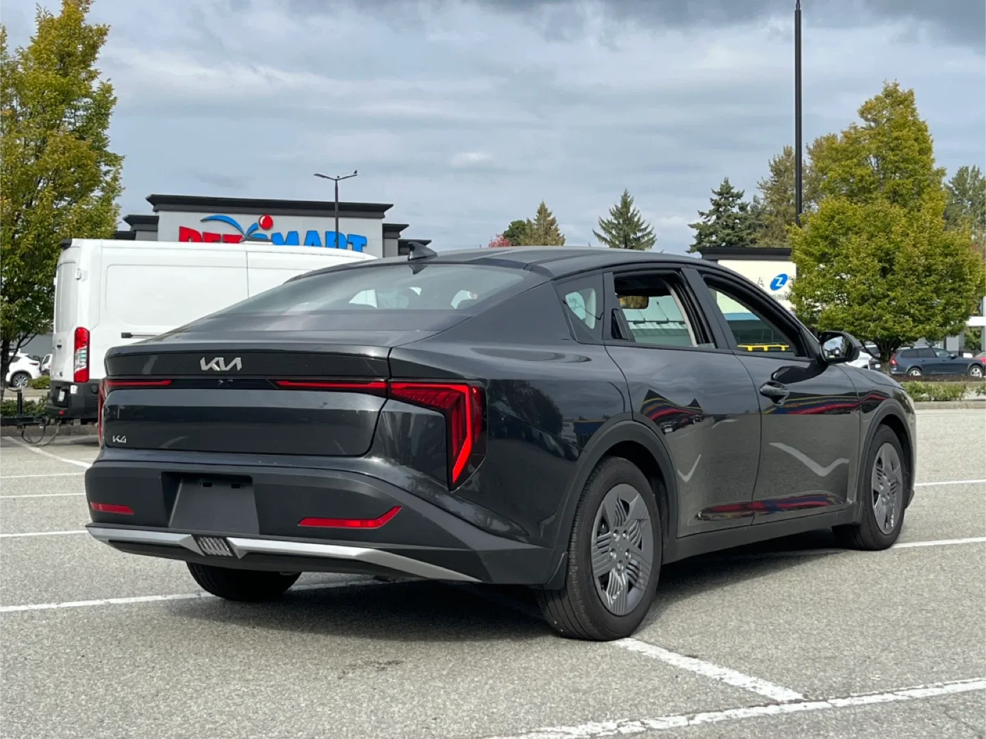 2025 Kia K4 LX image indicator(5)