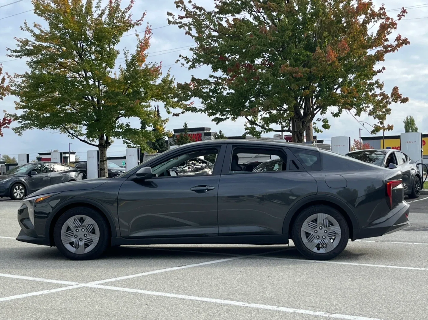 2025 Kia K4 LX image indicator(6)