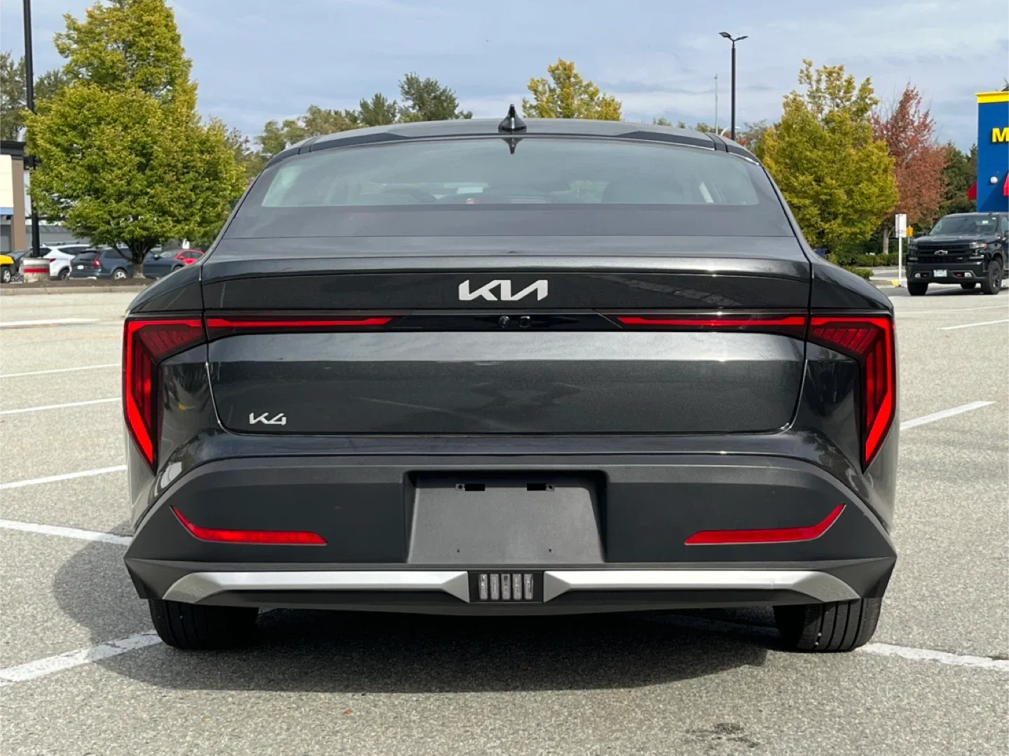 2025 Kia K4 LX image indicator(4)