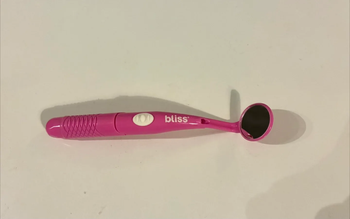 Dental mirror with light thumbnail