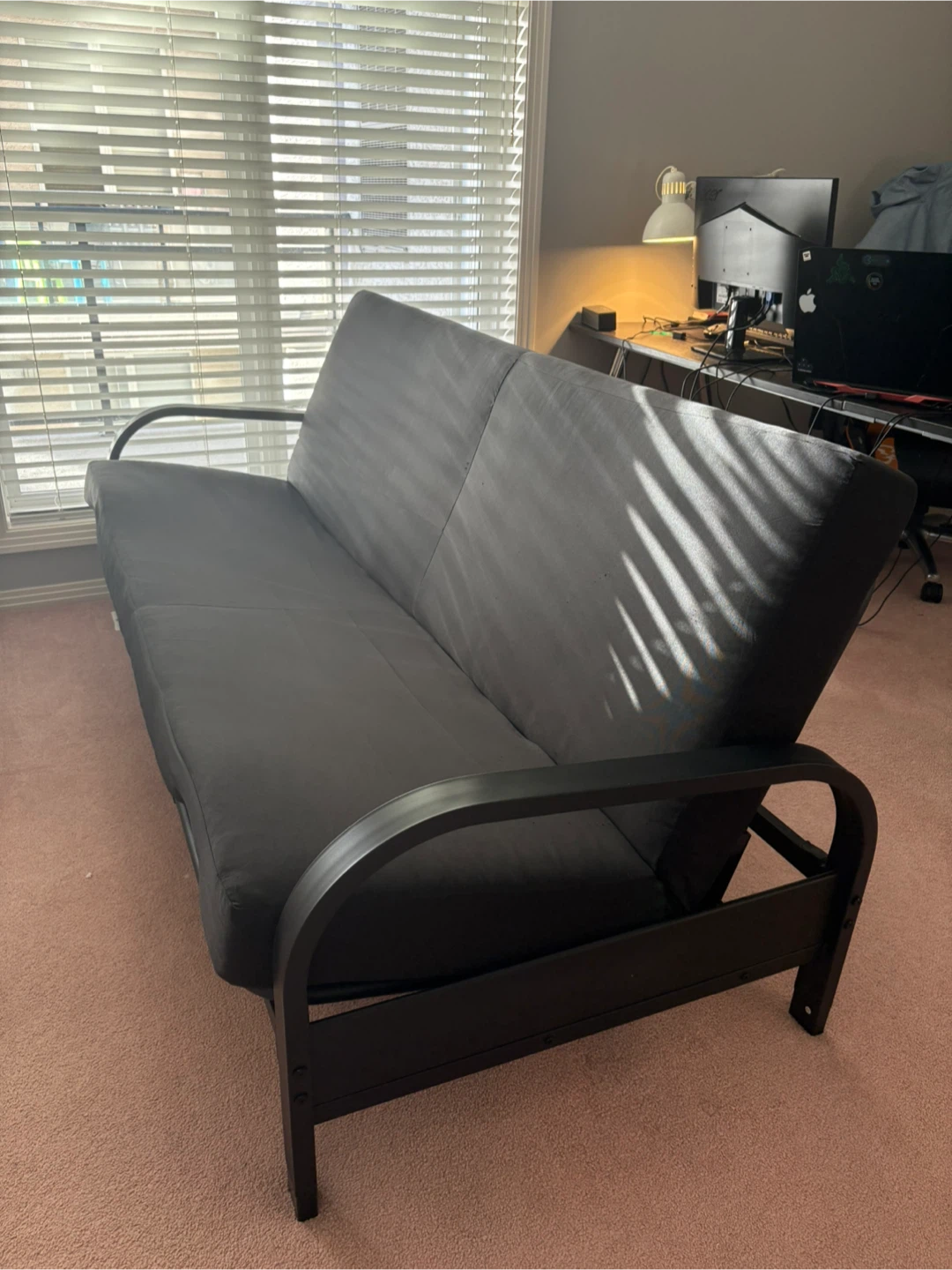 Futon - Black