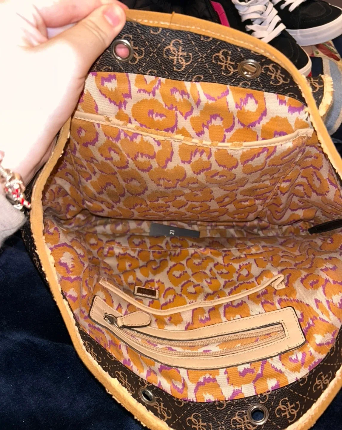 Guess Brown Patterned Tote Bag image indicator(2)