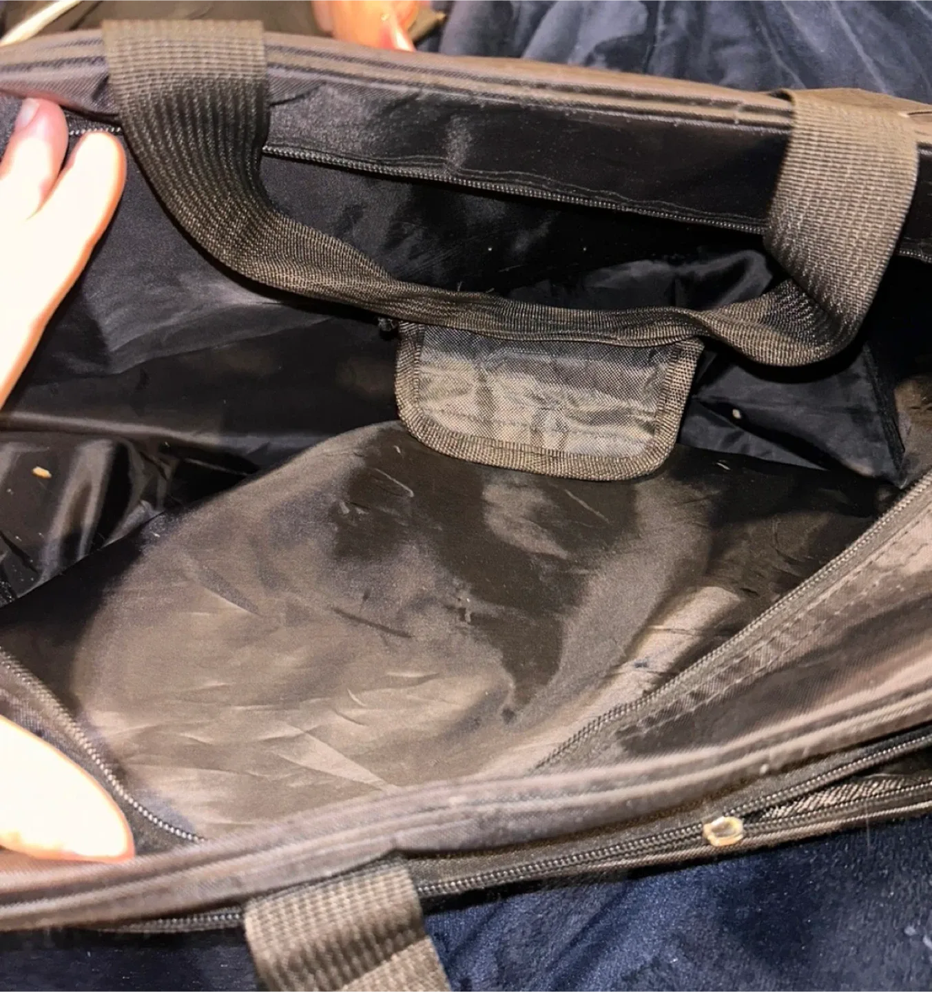 Nike Duffle Bag - Blue & Black image indicator(2)