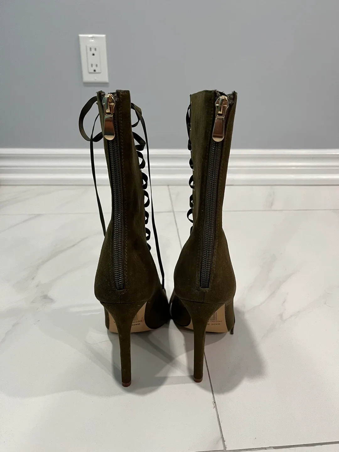 Olive Green Lace-Up Heeled Booties image indicator(3)