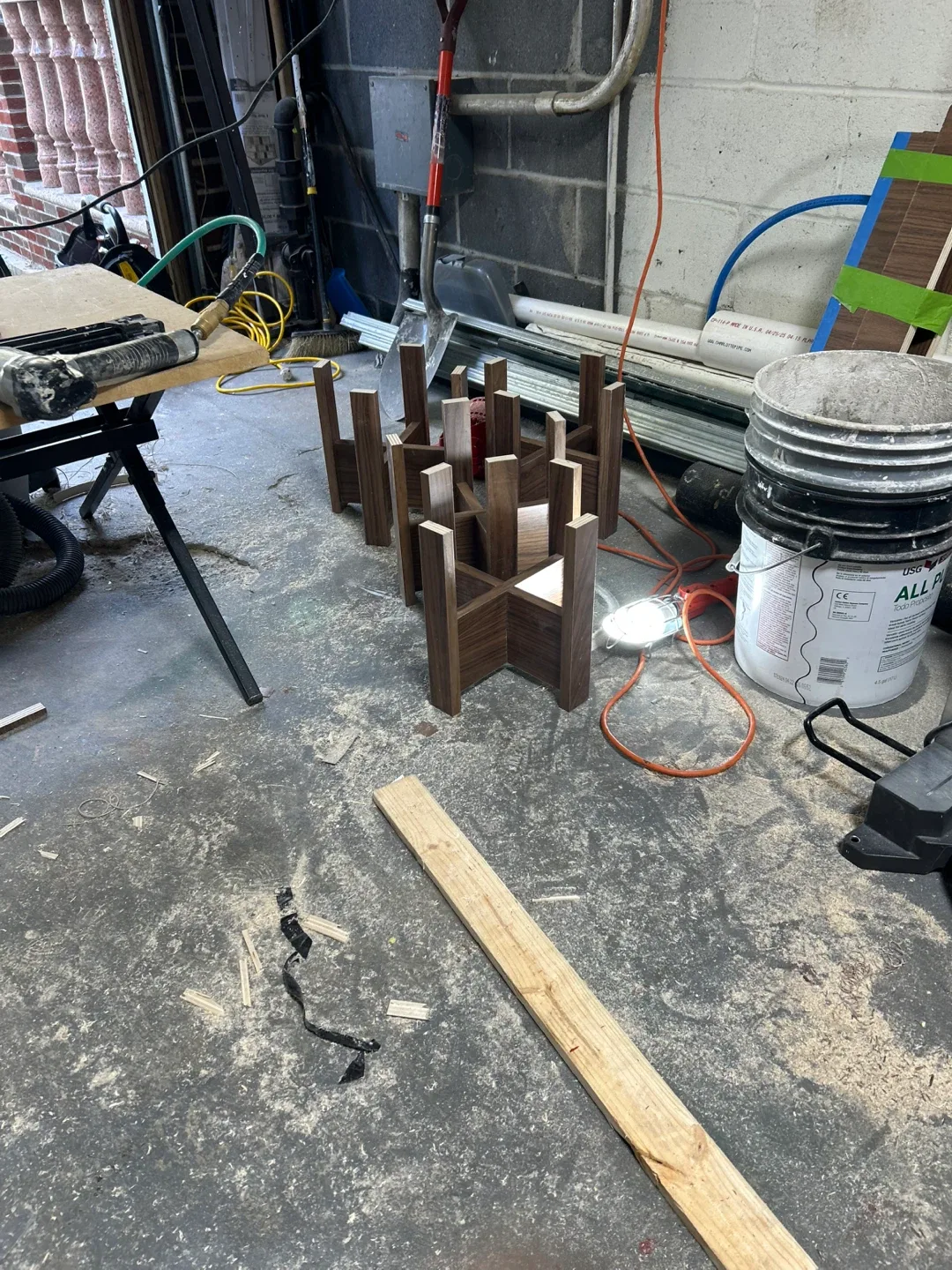 Handmade Wooden Plant Stand image indicator(2)