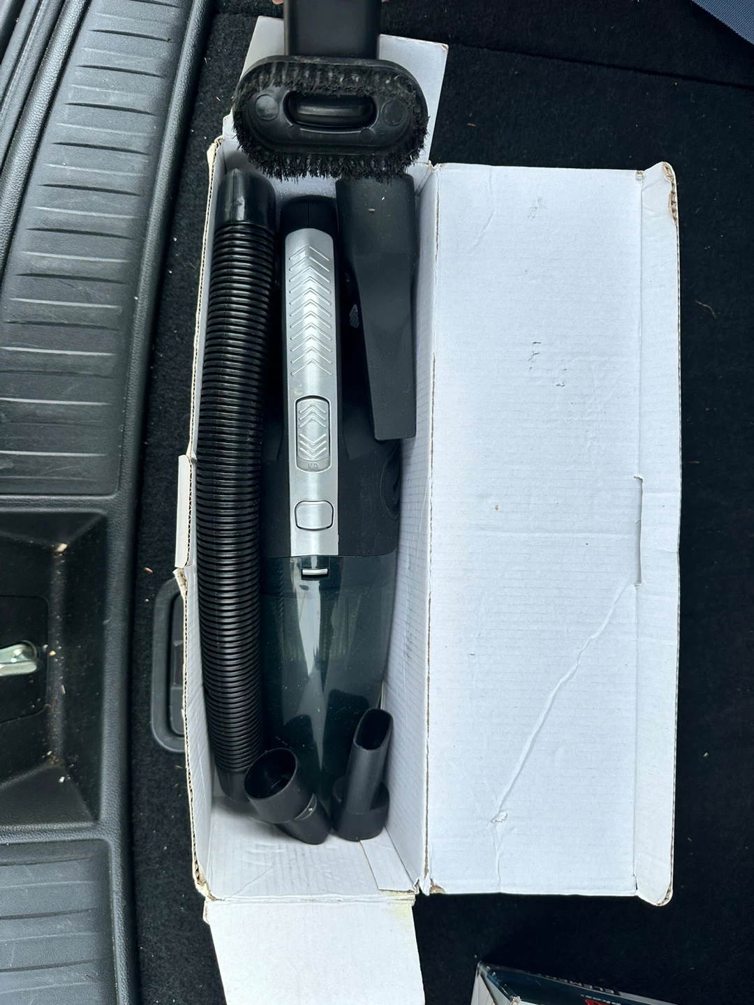 MK.Dull Wireless Vehicle Vacuum Cleaner - Like New!