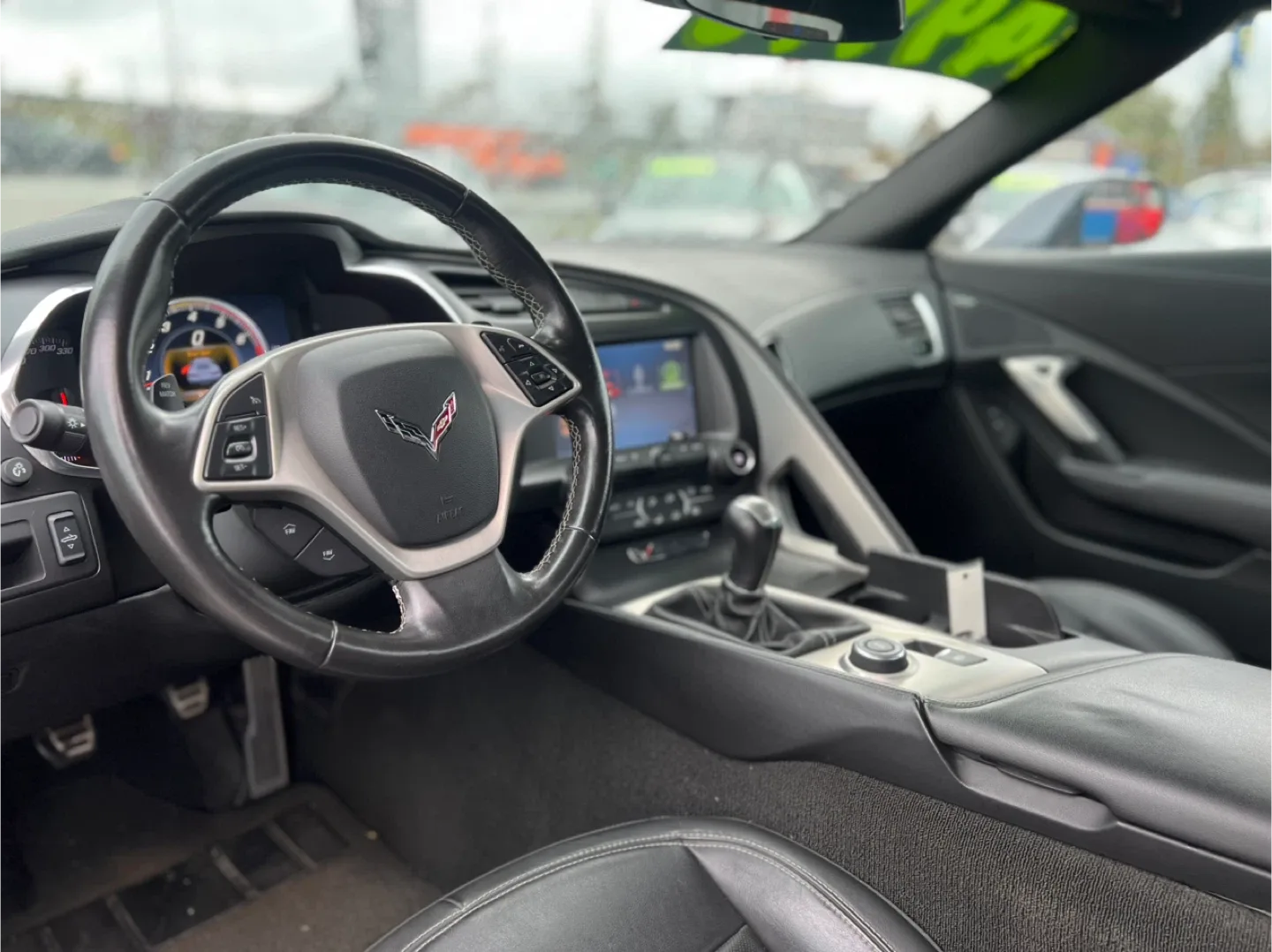 Chevrolet Corvette Convertible image indicator(7)