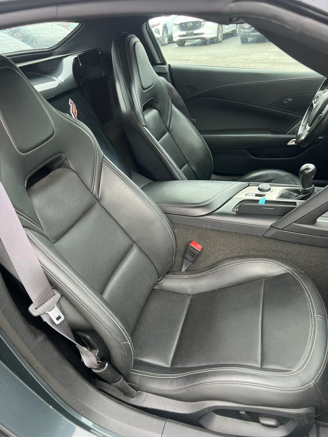 Chevrolet Corvette Convertible image indicator(10)