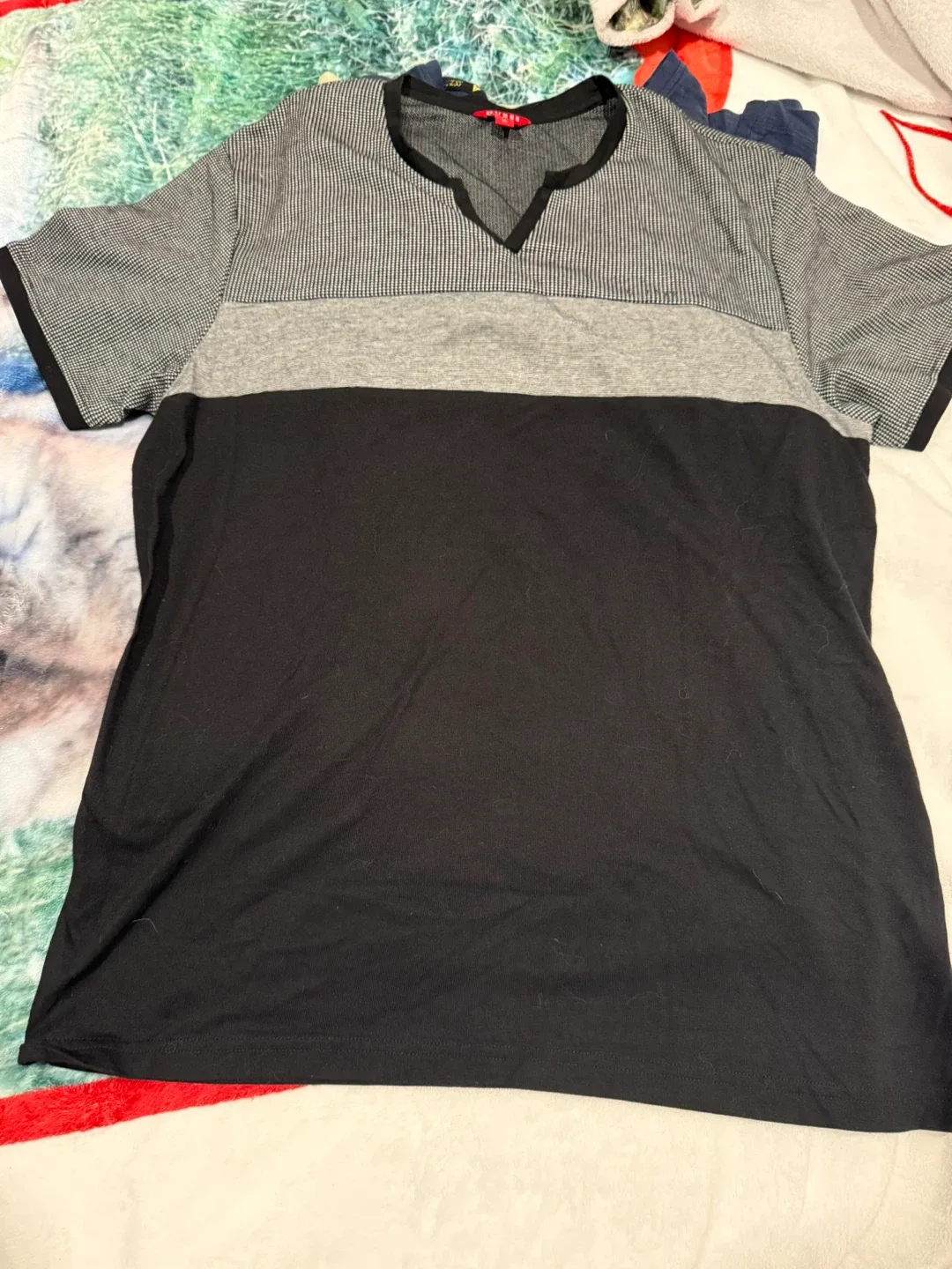 Guess T-Shirts - Assorted Styles and Colours image indicator(4)