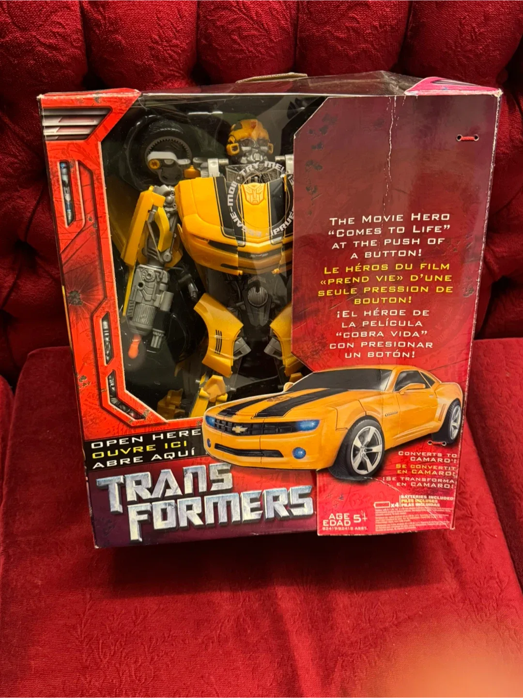 Transformers Ultimate Bumblebee Supreme Class thumbnail