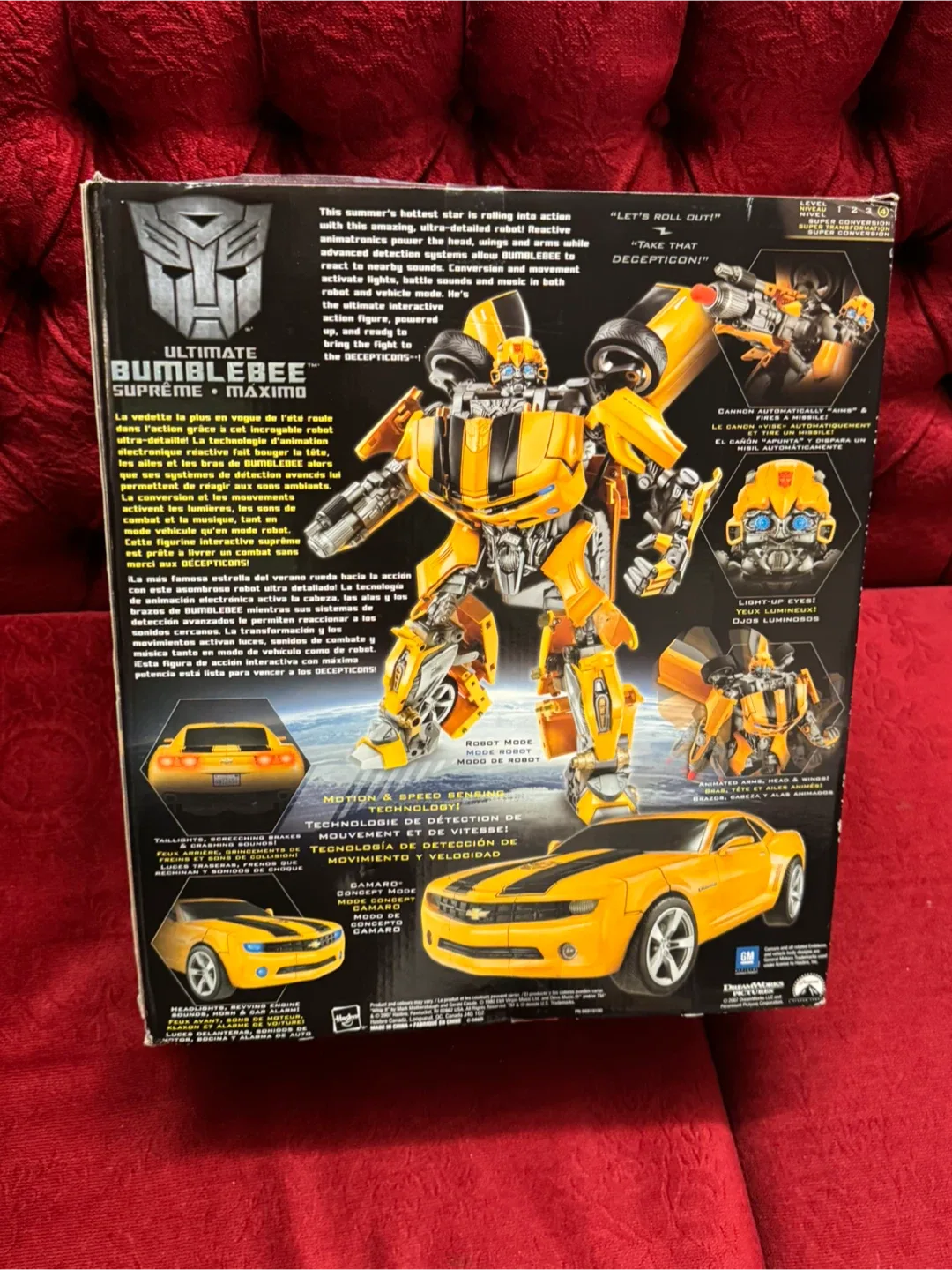 Transformers Ultimate Bumblebee Supreme Class image indicator(3)
