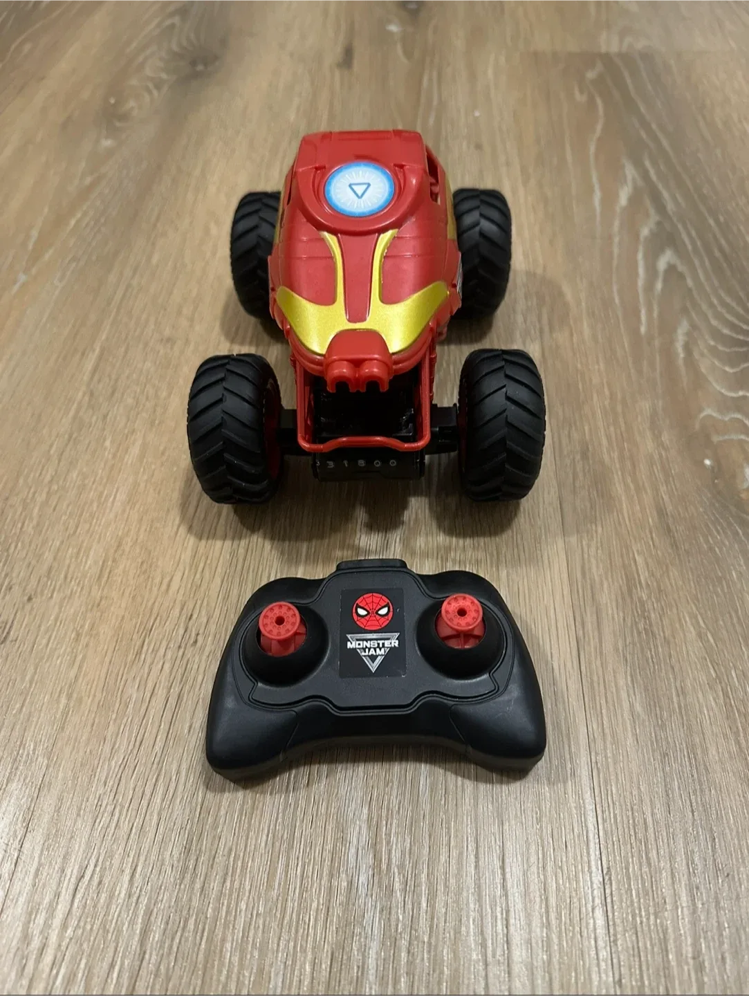 Ironman Monster Jam Remote Control Monster Truck image indicator(2)