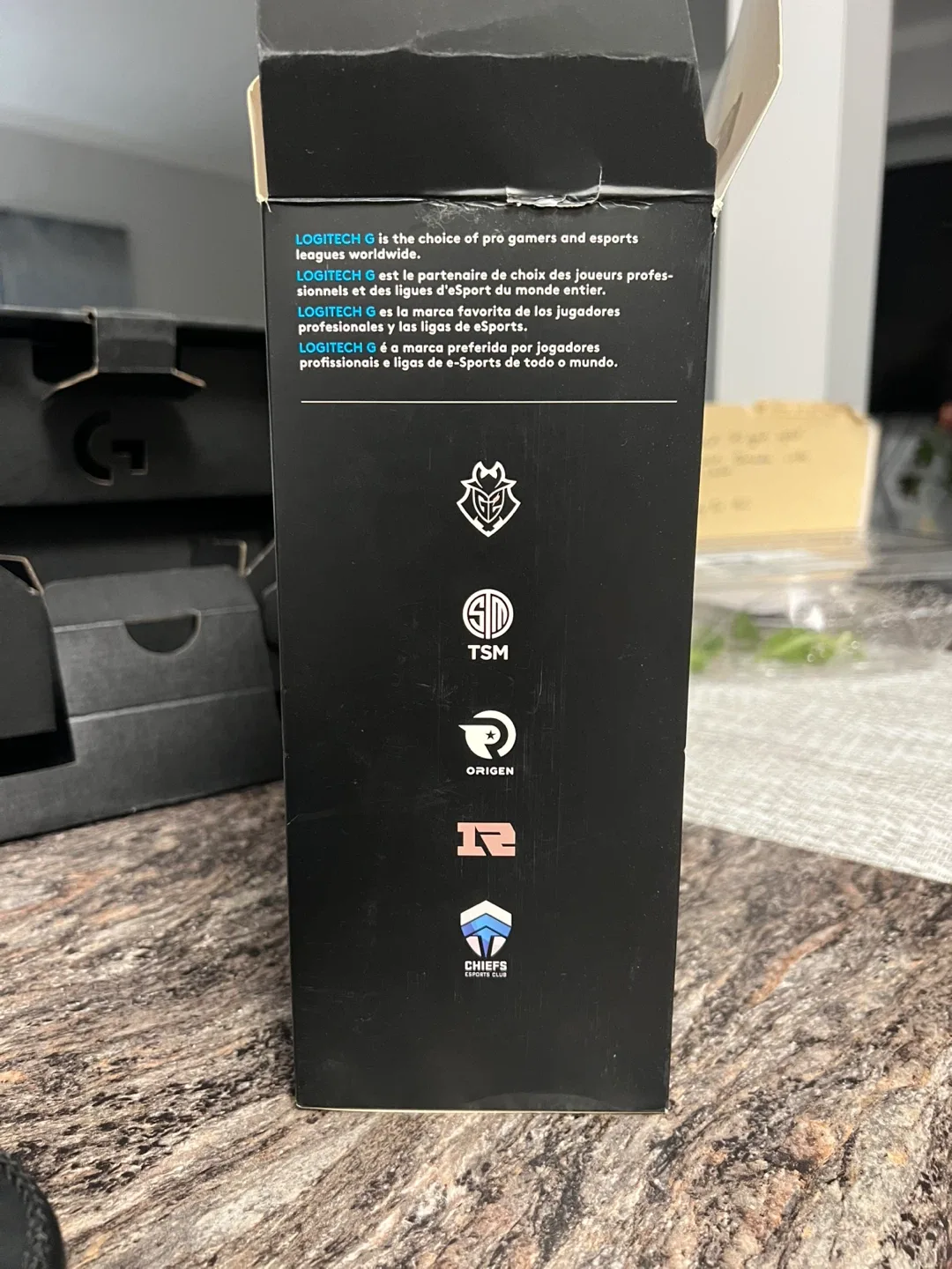 Logitech G Pro Gaming Headset image indicator(5)