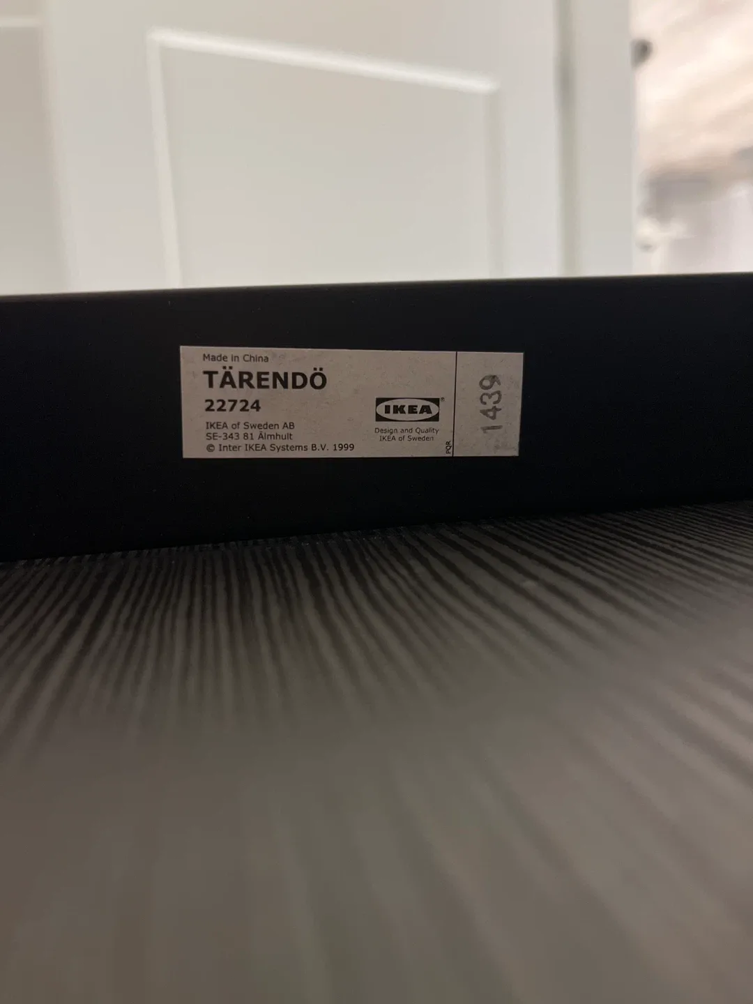 IKEA TÄRENDÖ Table - Black image indicator(4)