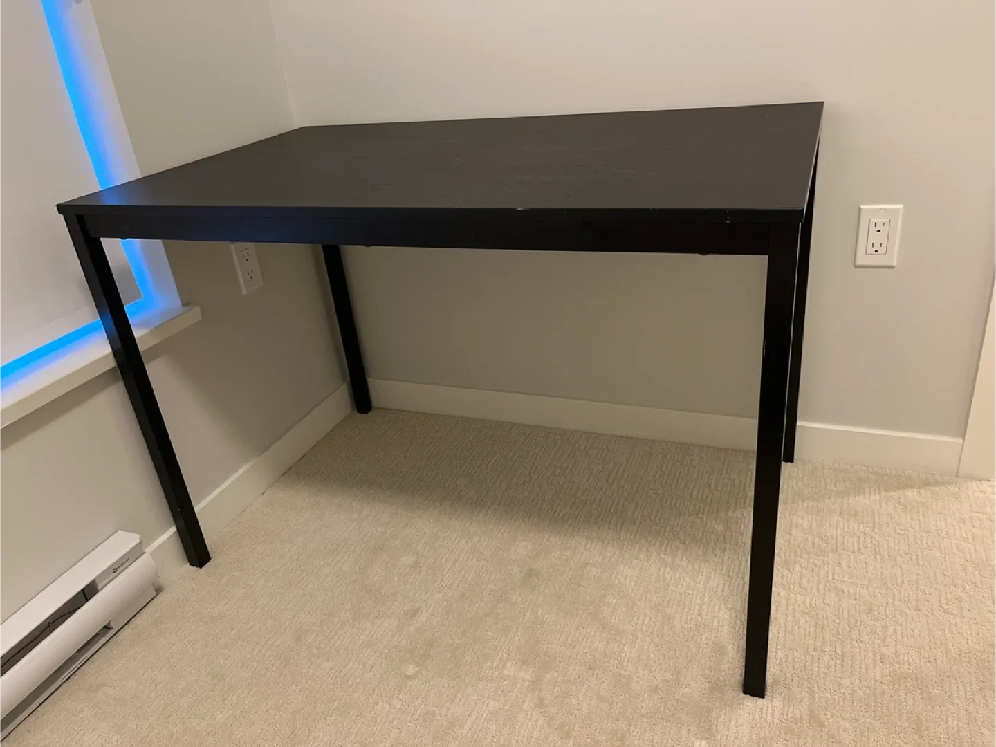 IKEA TÄRENDÖ Table - Black image indicator(2)