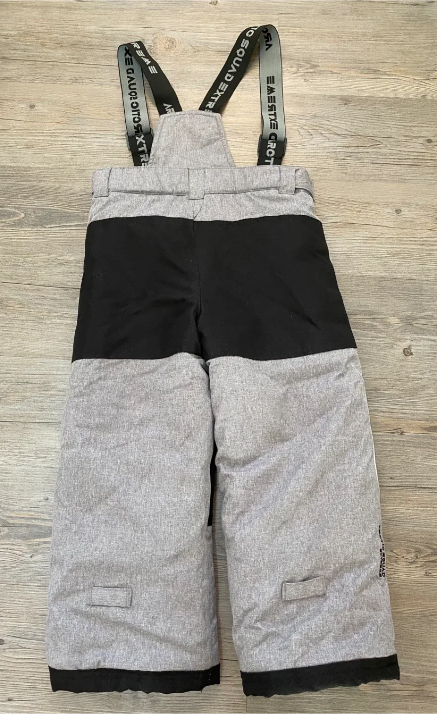 Kids snow pants size 4-5 image indicator(2)