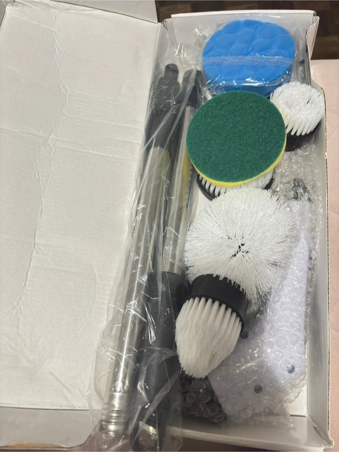 Electric  Spin Scrubber with Replaceable Brush Heads image indicator(6)