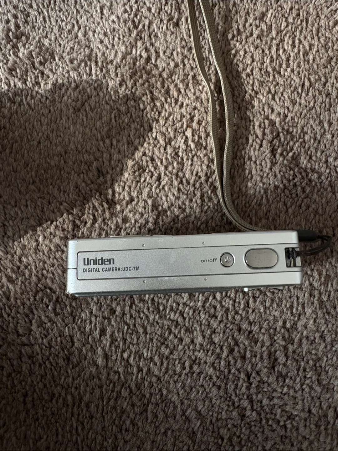 Uniden Digital Camera UDC-7M - Pickup for Wednesday - photo 3