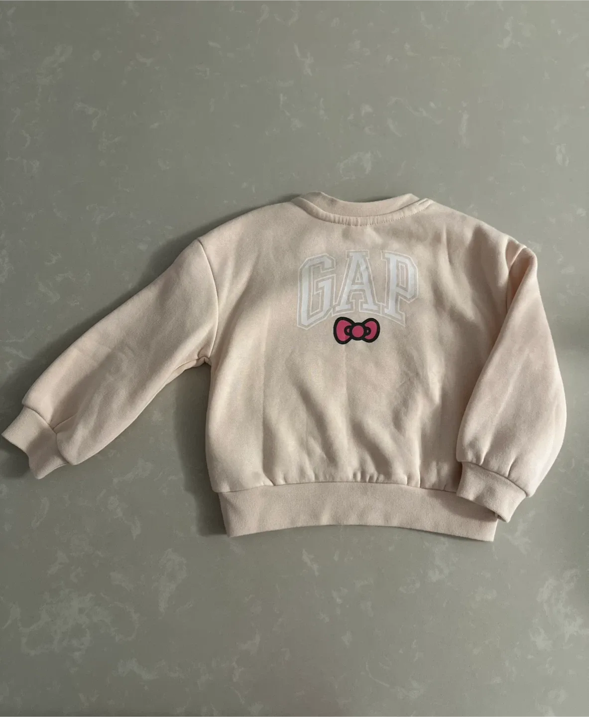 NEW GAP x Hello Kitty Toddler Sweatshirt, Size 3T image indicator(4)