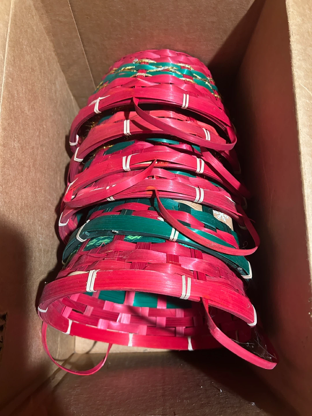 ***free***Woven Christmas Baskets (Set of 6)