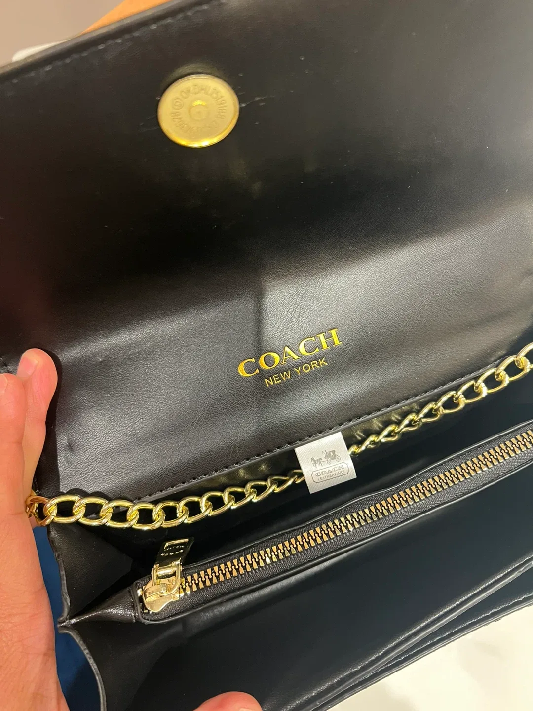 Coach klare black purse image indicator(3)