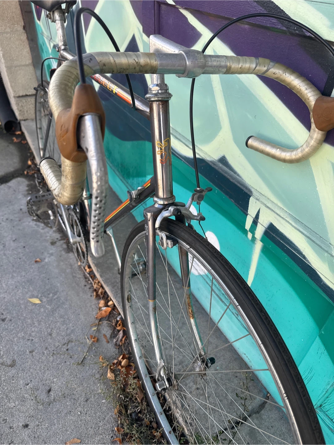 Vintage Peugeot Road Bike - photo 3
