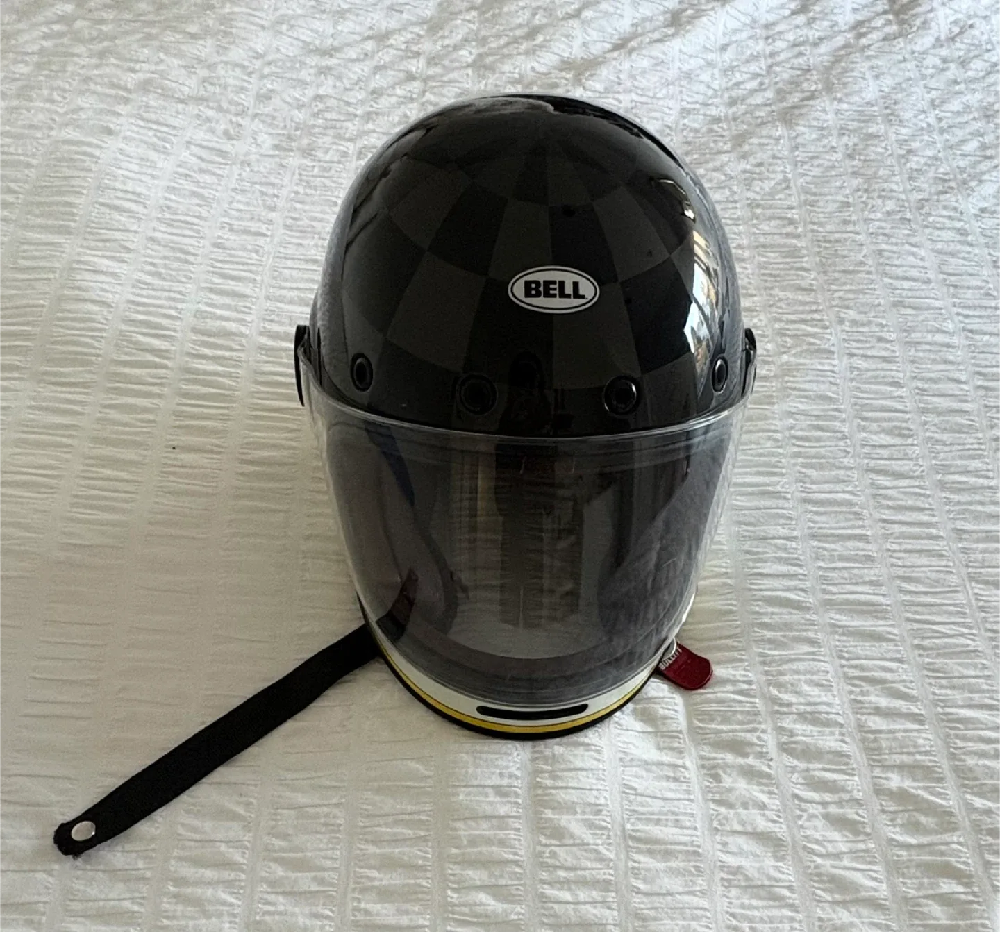 Bell Scrambler Motorcycle Helmet image indicator(2)