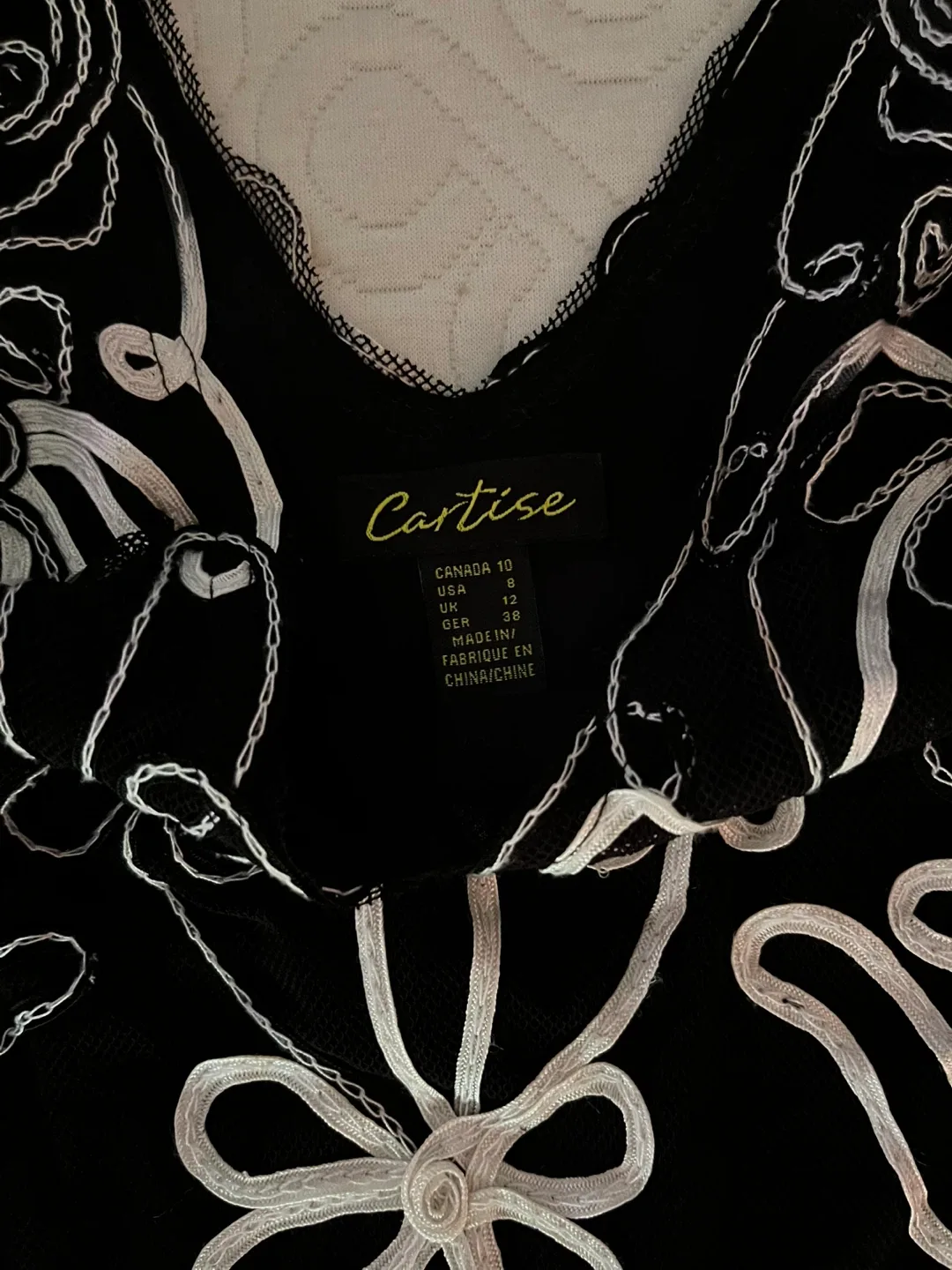 Cartise Black & White Floral Dress - Size 10 image indicator(2)