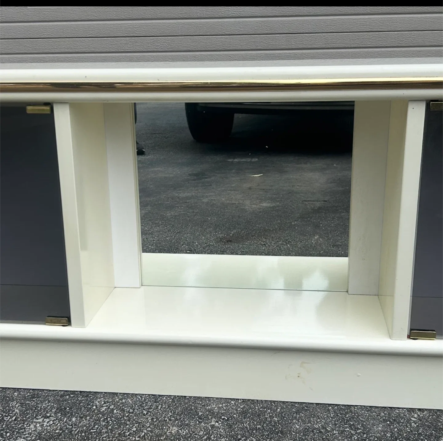 Italian white lacquer Queen Size Headboard image indicator(3)