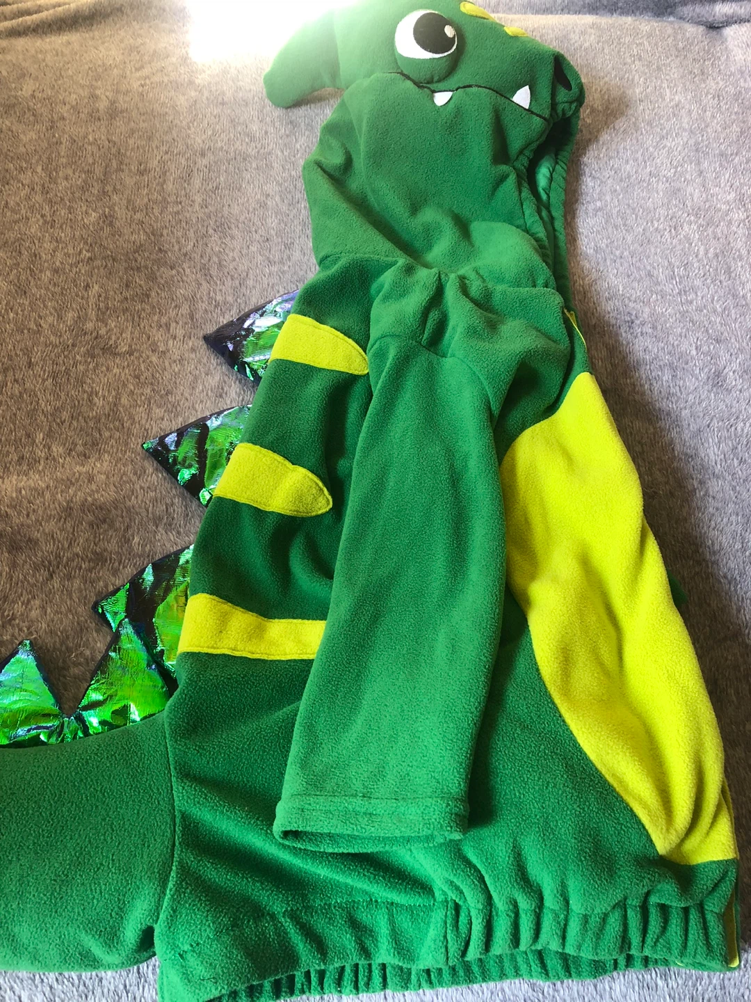 Green Dinosaur Costume Kids Size 4T - photo 2