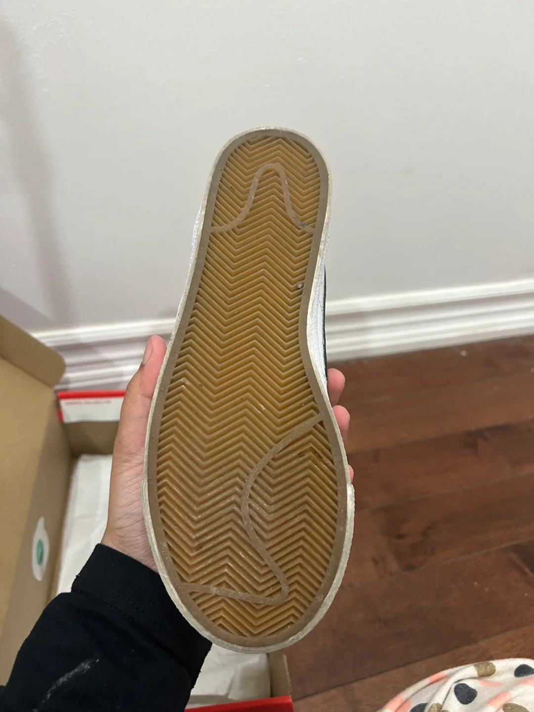 Nike Blazer Mid '77 White/Black 5.5Y (7W) image indicator(5)