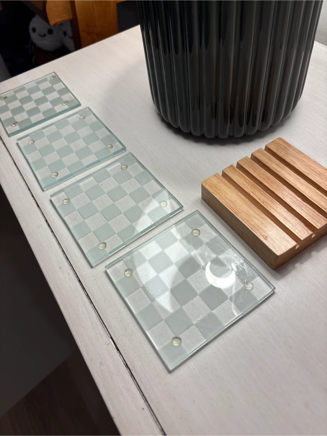 Glass Checkered Coasters with Wooden Holder - photo 2