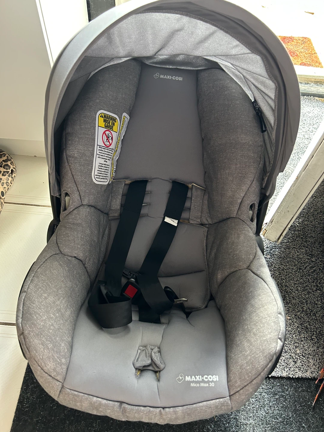 Maxi-Cosi Mico Max 30 Infant Car Seat
