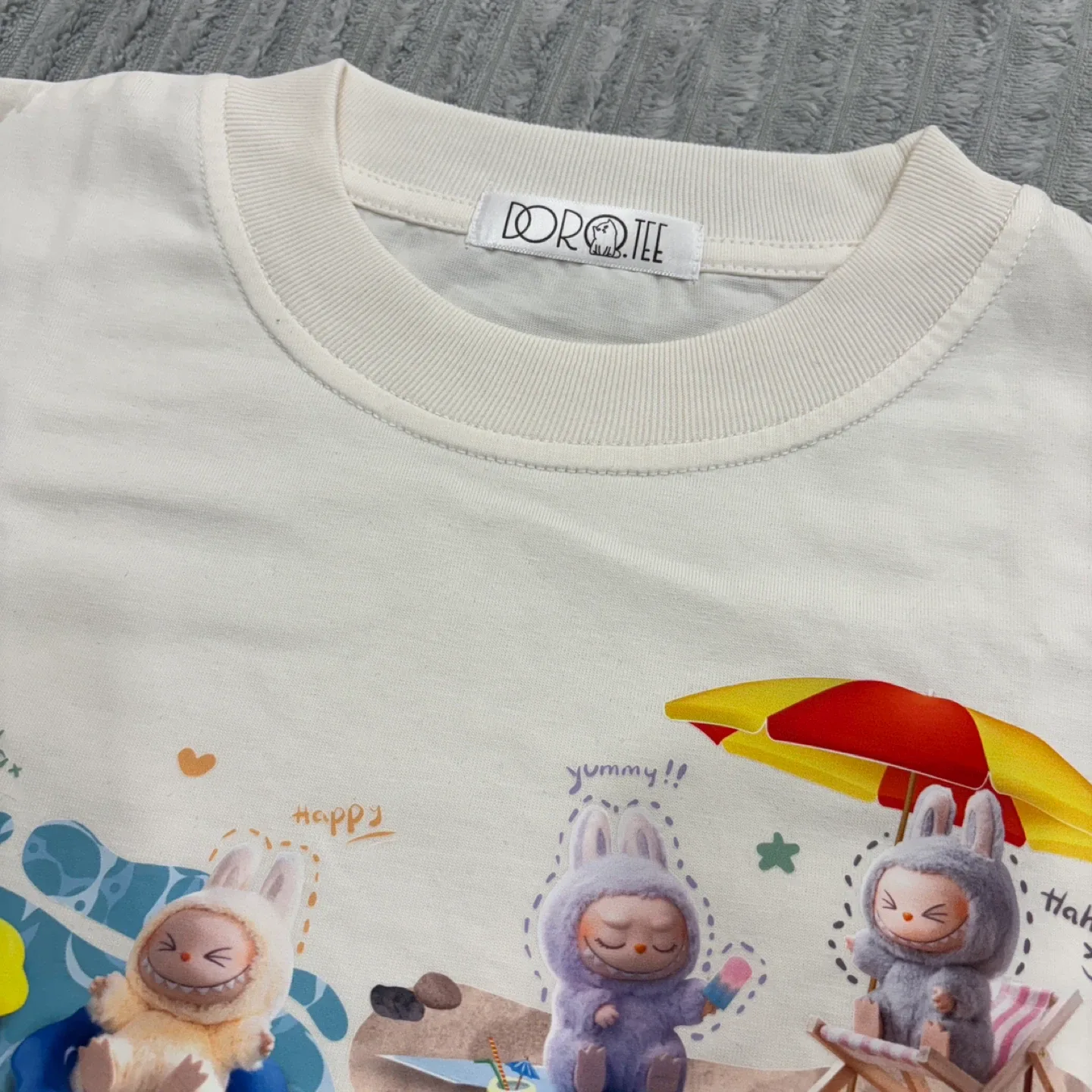 New Labubu Graphic Print T-Shirt - Size M/L image indicator(5)