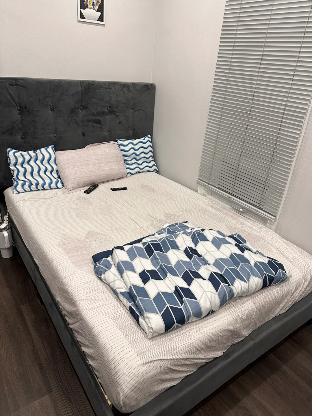 Double Bed Frame - Grey Upholstered Platform - photo 2