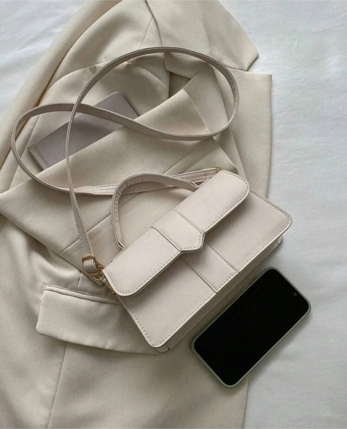 Beige/white minimalist top handle flap square bag image indicator(4)