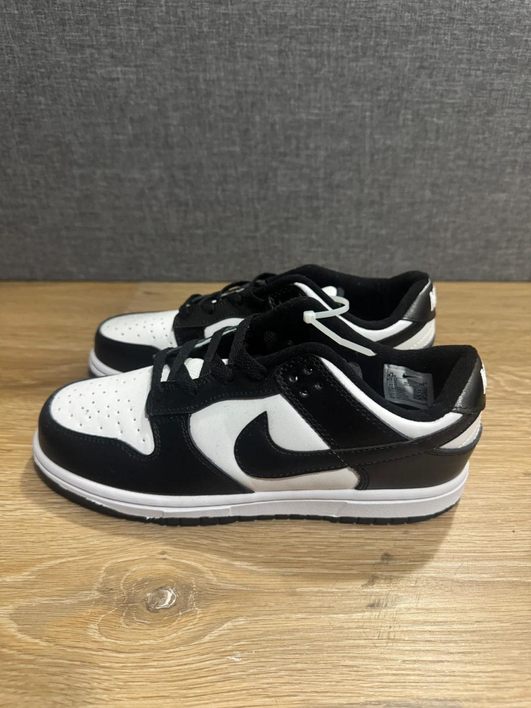 Nike Dunk Low Panda Black and White Size 6.5Y/8W - photo 3