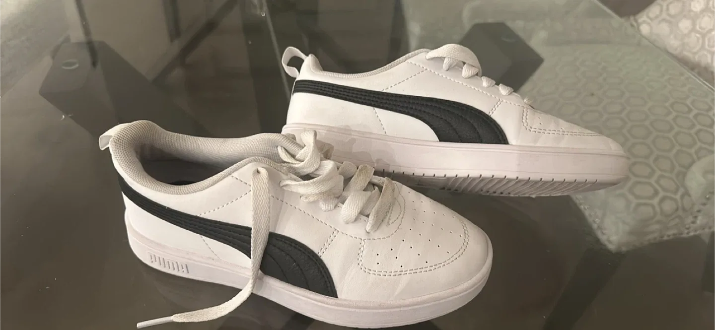 Puma Court Point Vulc Sneakers - White & Black, US 4C image indicator(3)