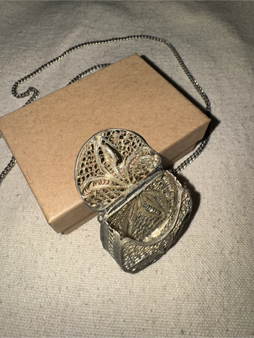 Vintage Filigree Purse Necklace - photo 2