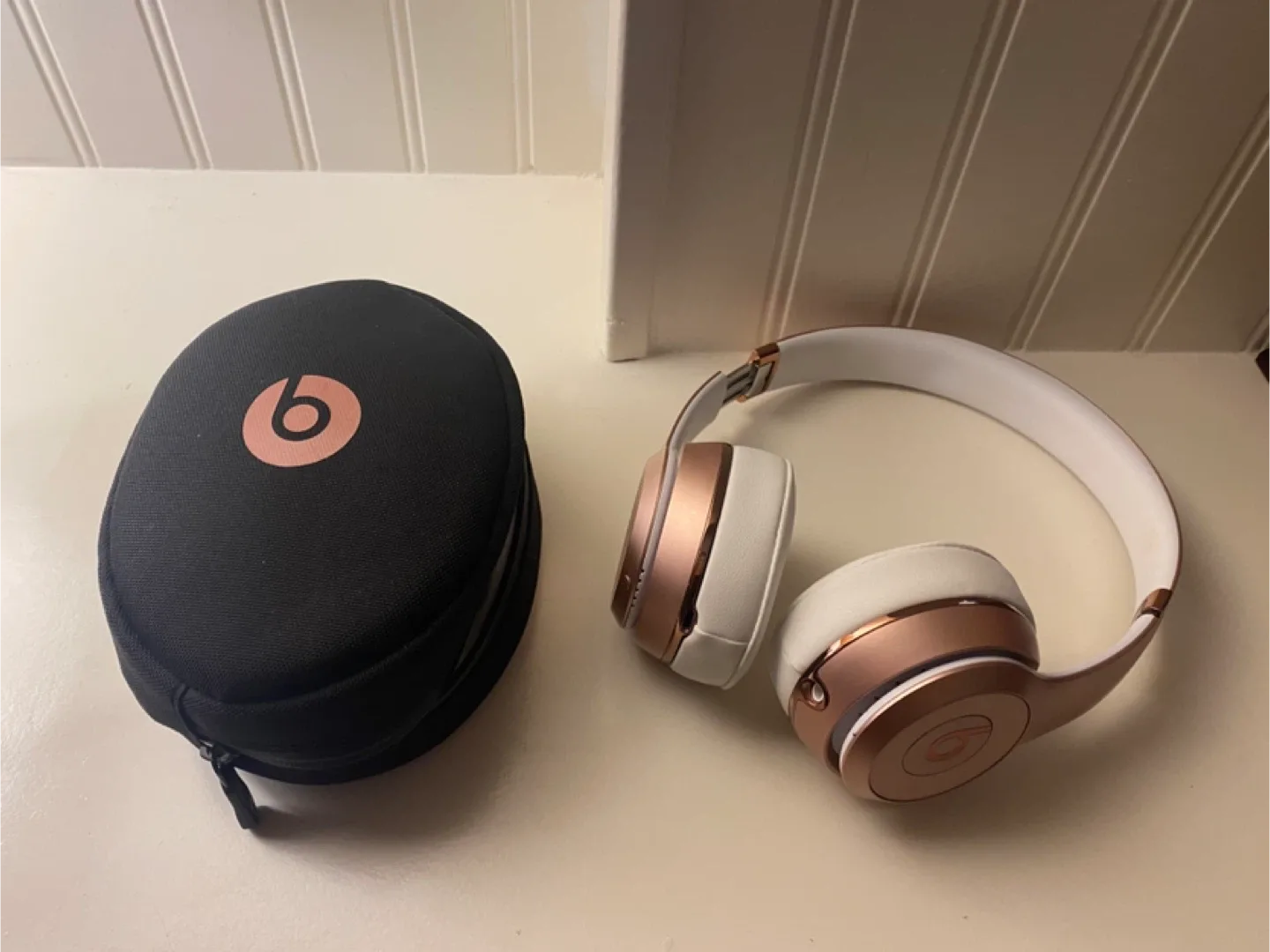 Beats Solo3 Wireless Headphones - Rose Gold